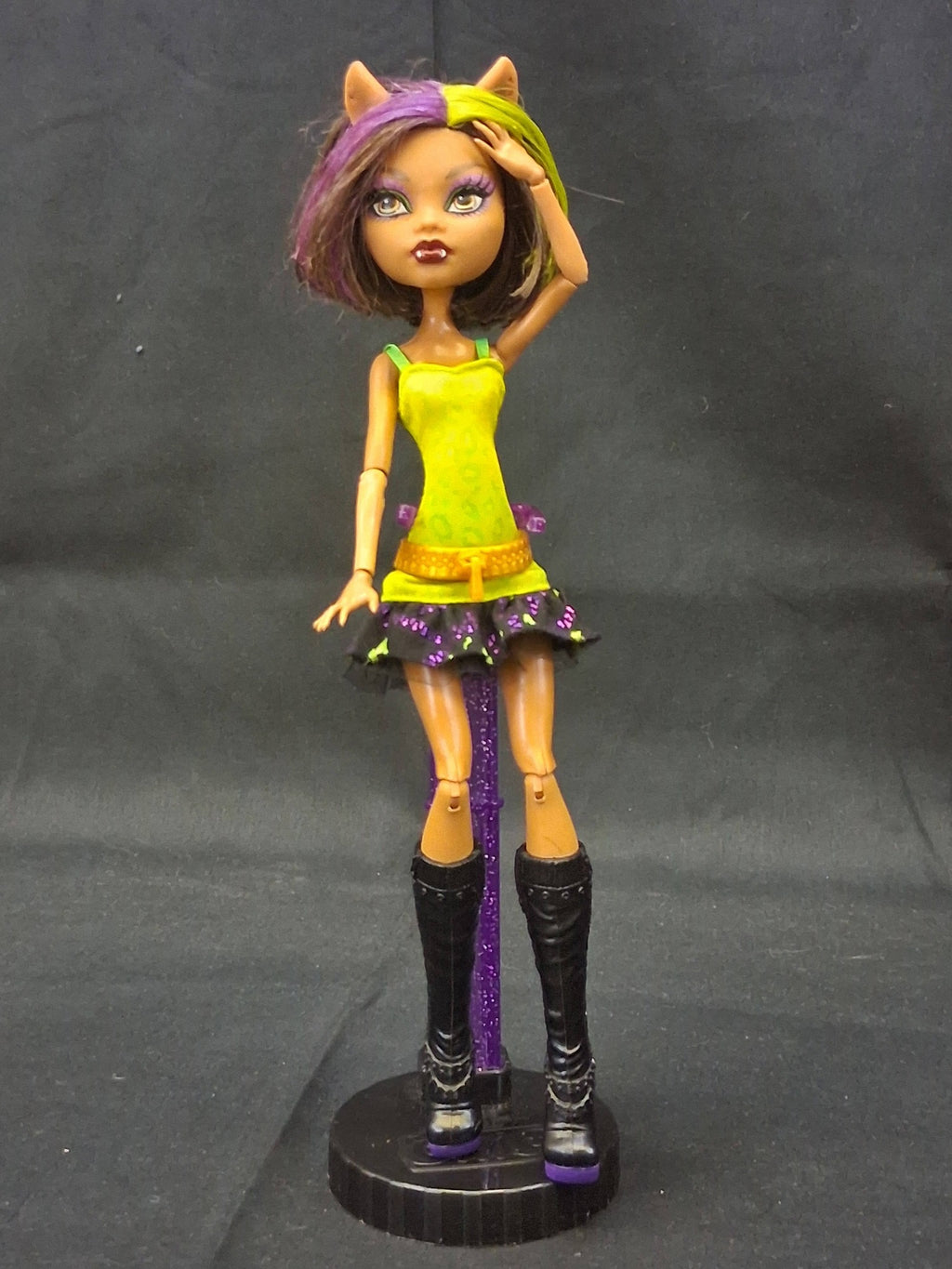 Monster High Clawdeen Wolf – New Scaremester (2013) by Mattel