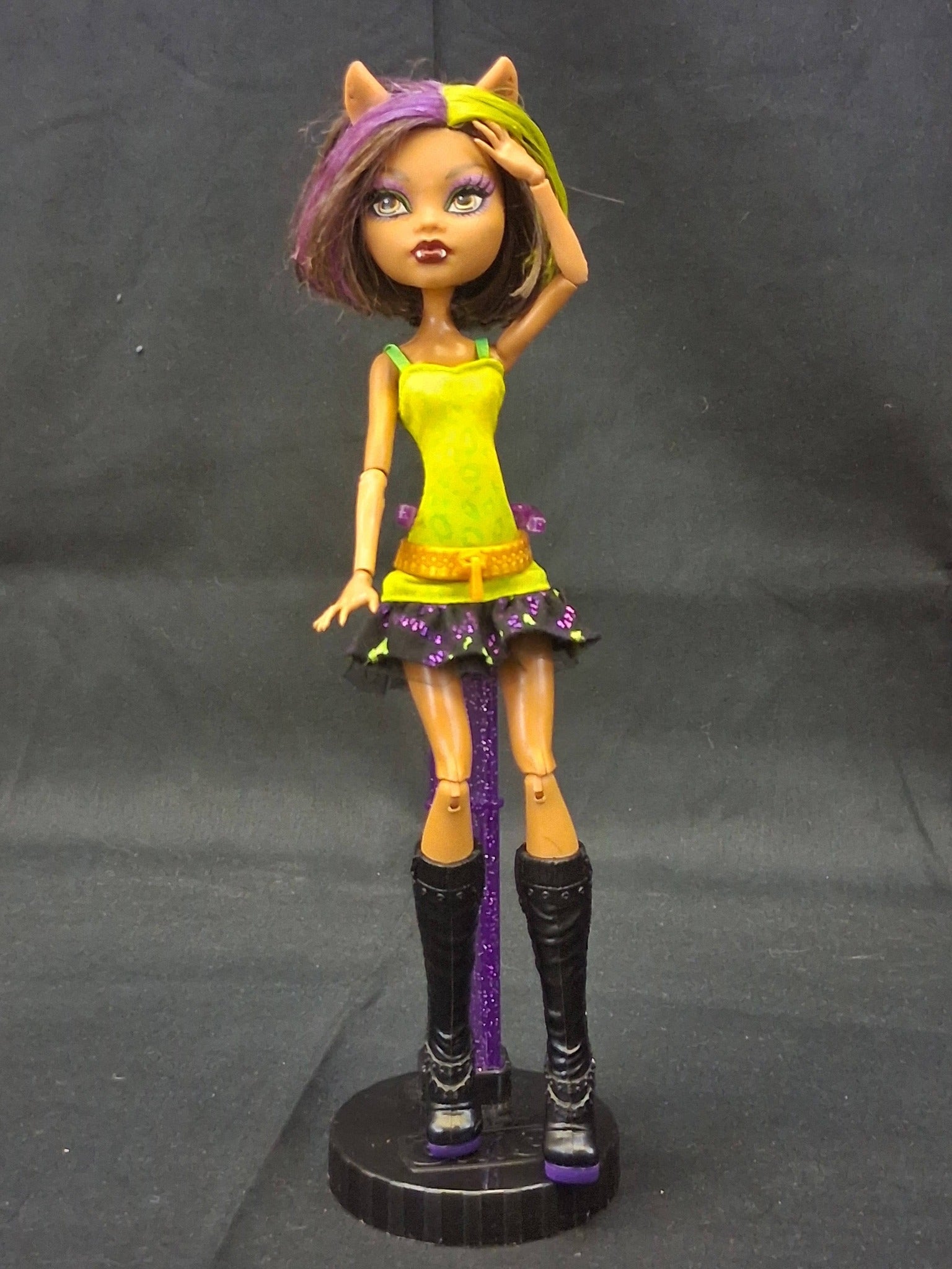 Monster High Clawdeen Wolf – New Scaremester (2013) by Mattel