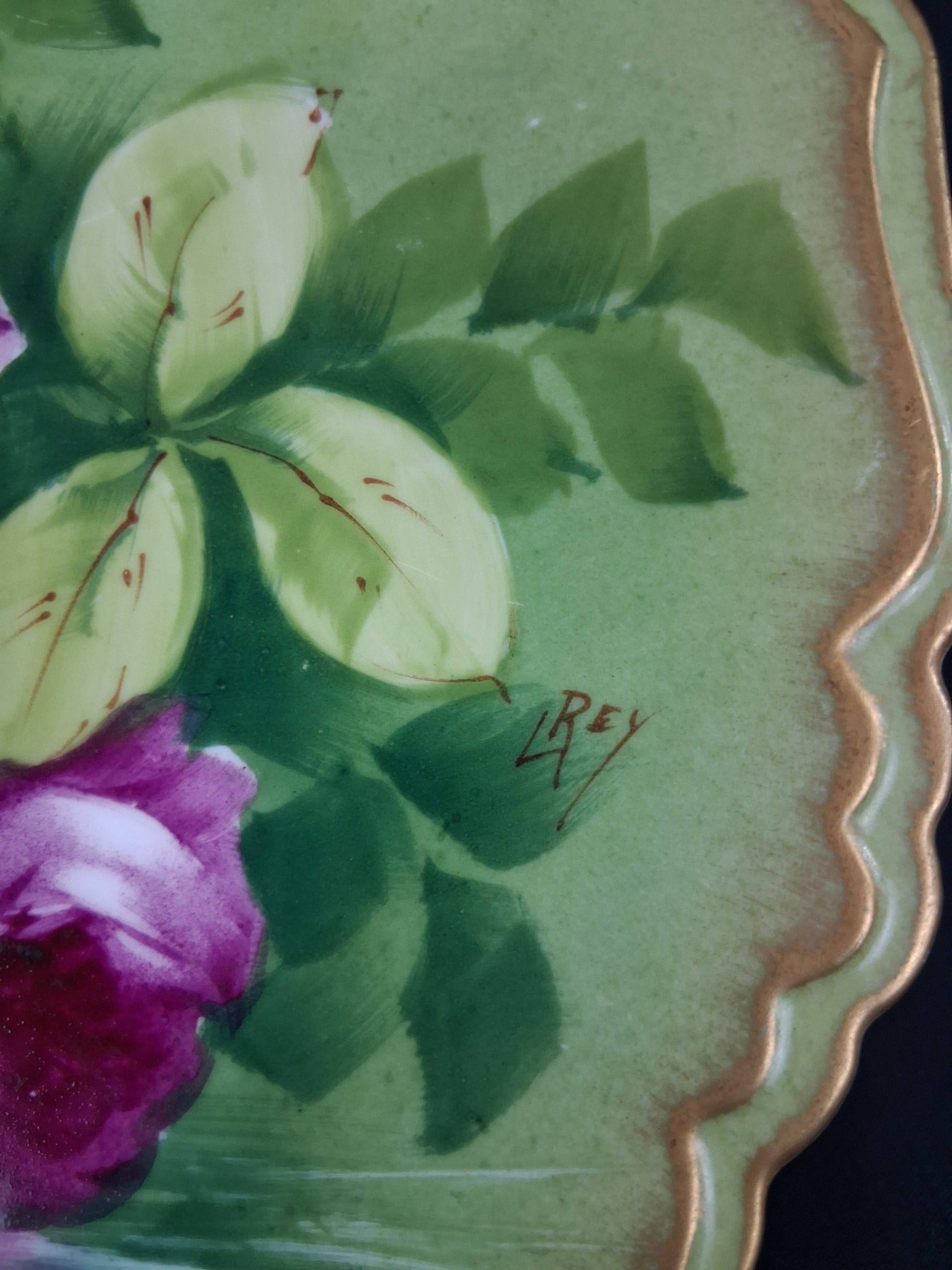 REY Signed Japanese Porcelain Pink Rose Plate – Scalloped Gold Rim (c. 1950s–1960s)