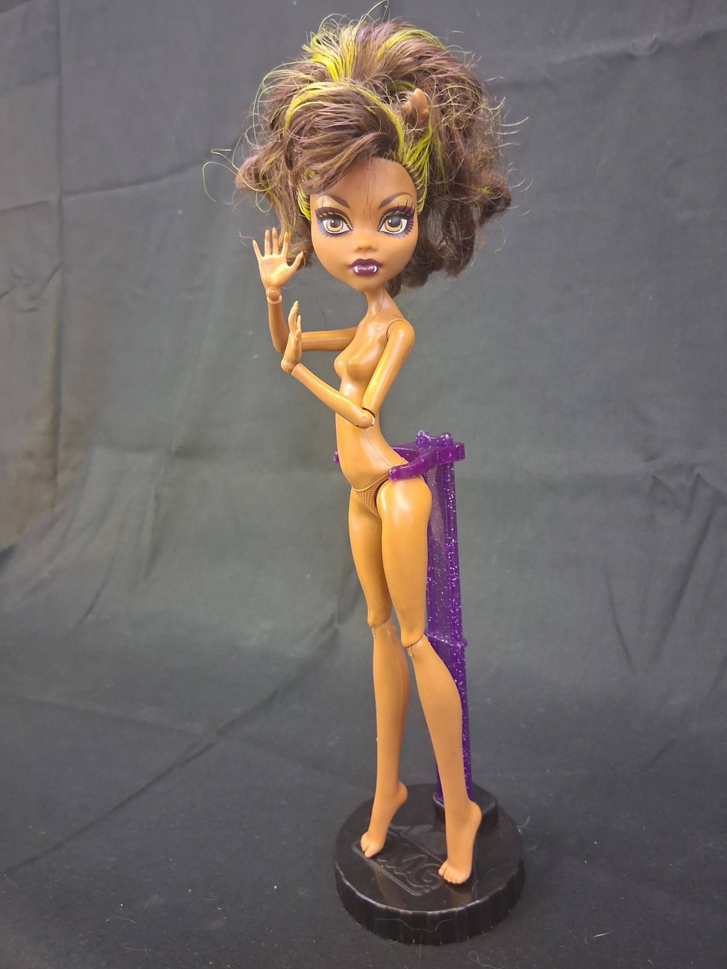 Monster High Clawdeen Wolf Fashion Doll – Music Festival (Gen 1)