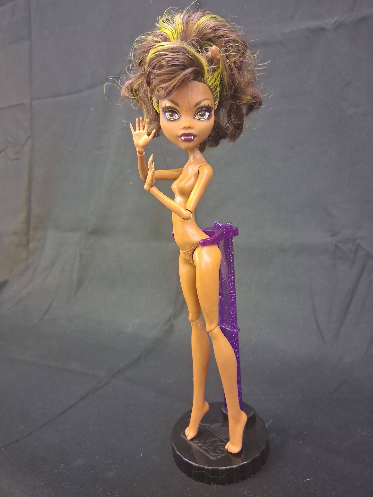 Monster High Clawdeen Wolf Fashion Doll – Music Festival (Gen 1)