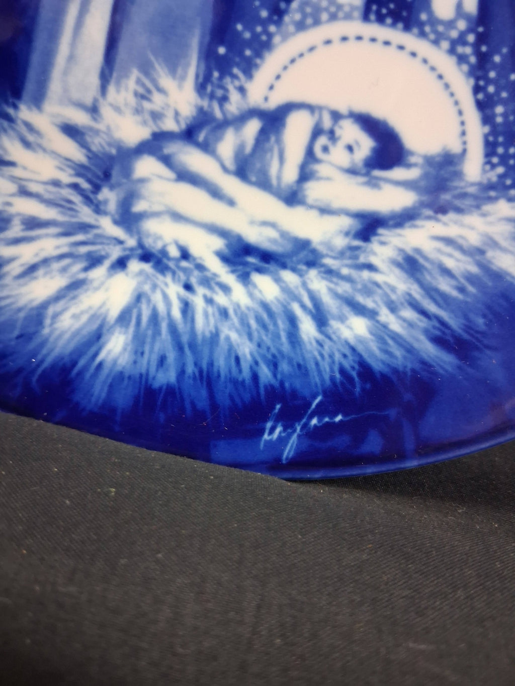 Avon “The Holy Family” Christmas Collector’s Plate – Blue & White Porcelain (1991)