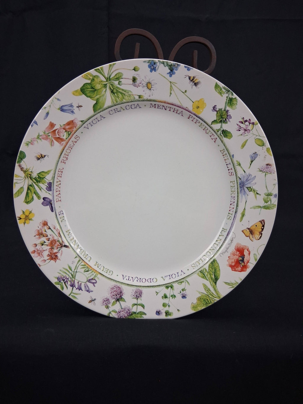 Marjolein Bastin Wildflower Meadow Dinner Plate – Hallmark (Oven, Microwave & Dishwasher Safe)