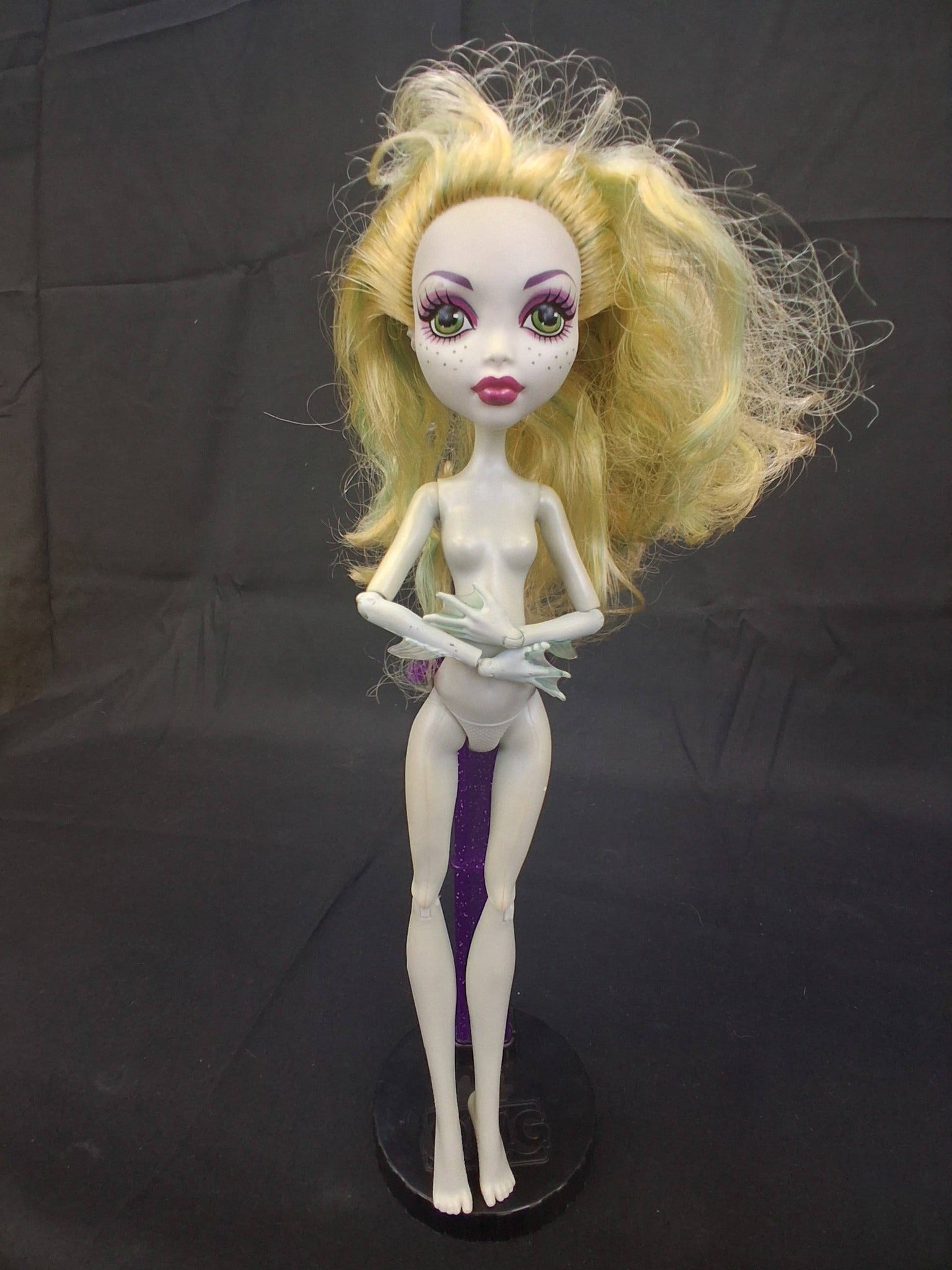 Monster High Lagoona Blue Fashion Doll – Dot Dead Gorgeous (Gen 1)