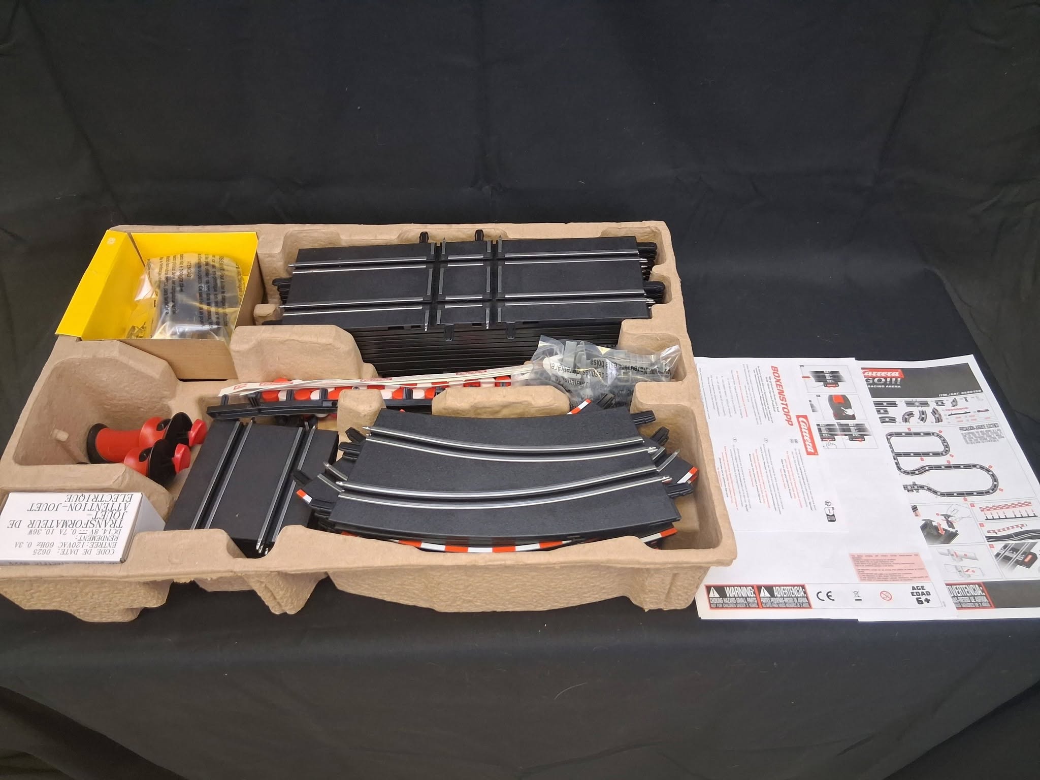 Carrera GO!!! Racing Arena Slot Car Set 1:43 – Used Once – 100% Complete – Ferrari & Red Bull