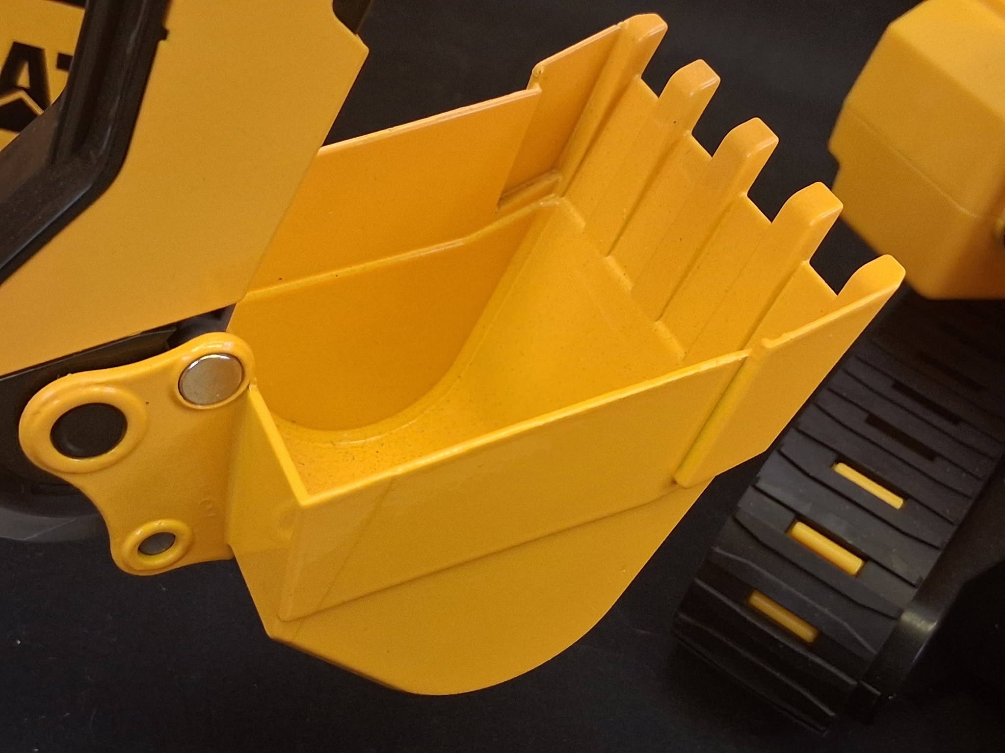 CAT Massive Mover RC Steel Excavator
