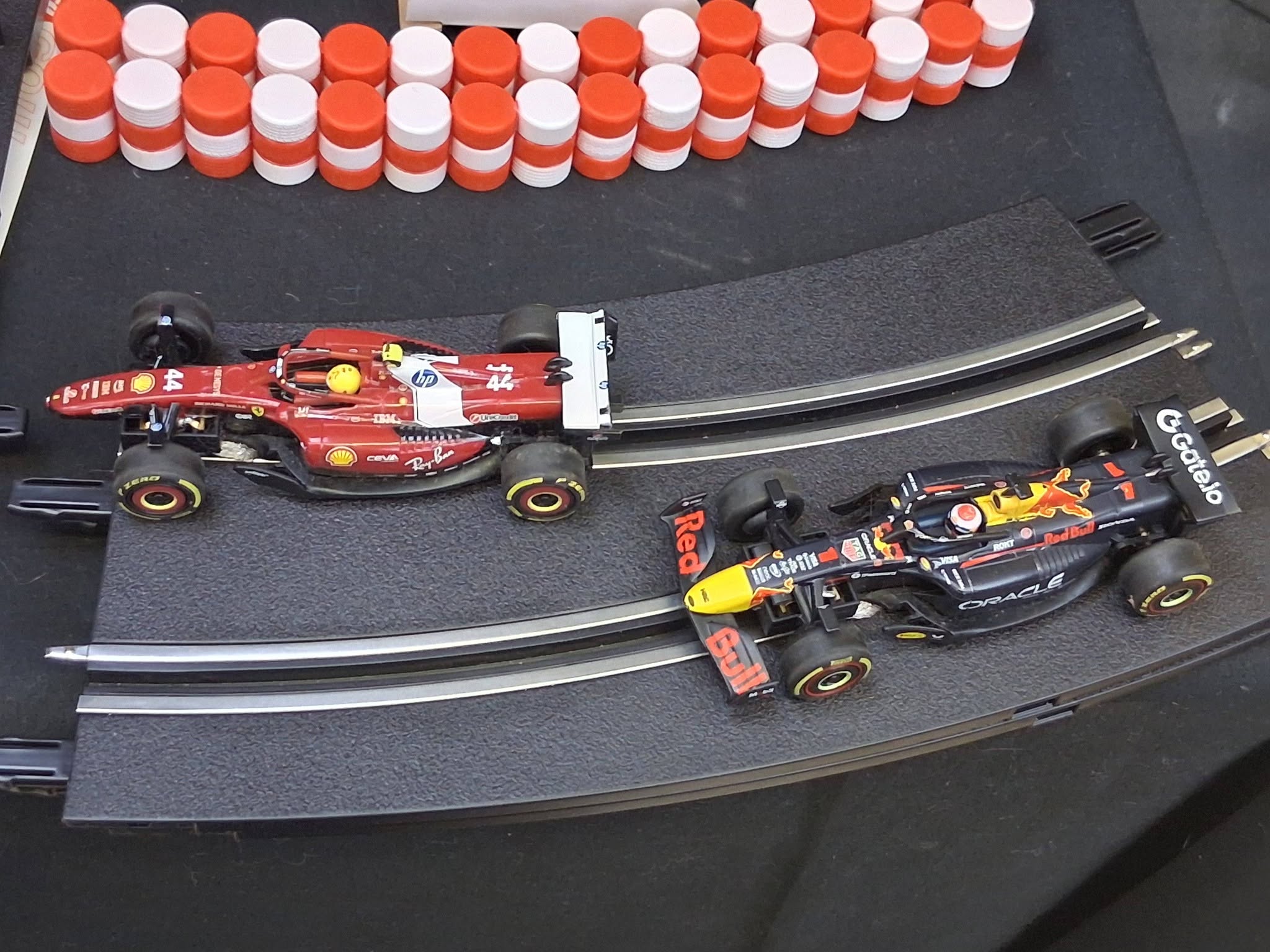 Carrera GO!!! Racing Arena Slot Car Set 1:43 – Used Once – 100% Complete – Ferrari & Red Bull