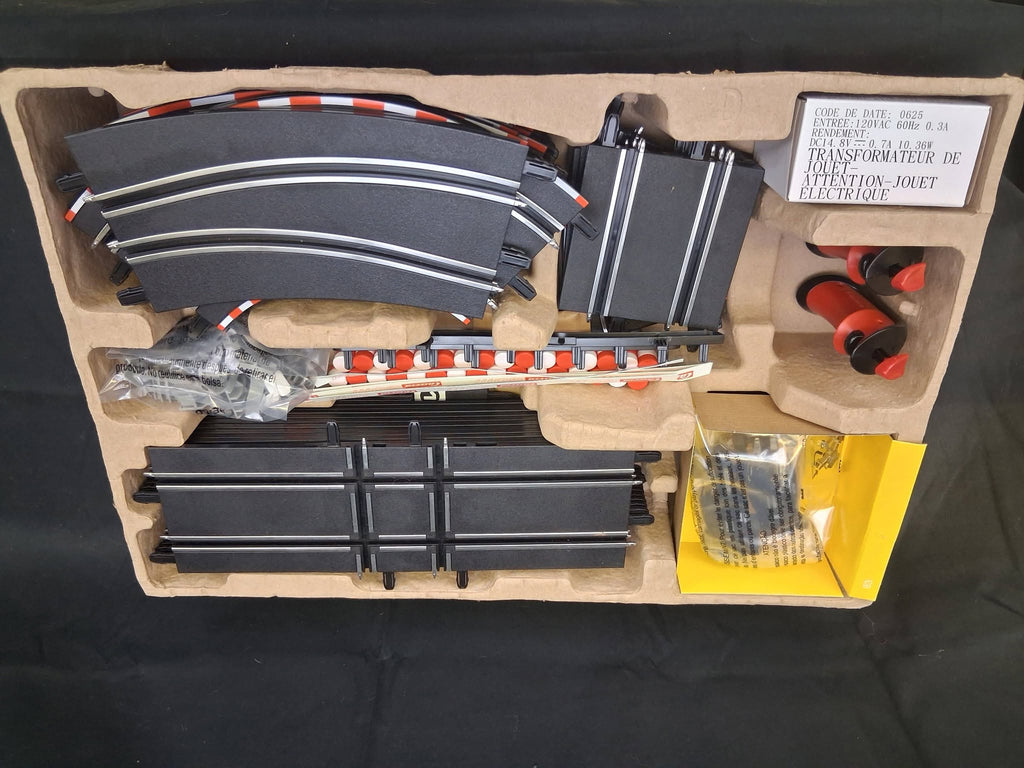 Carrera GO!!! Racing Arena Slot Car Set 1:43 – Used Once – 100% Complete – Ferrari & Red Bull