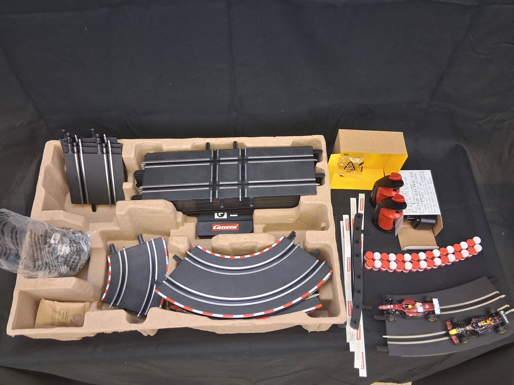 Carrera GO!!! Racing Arena Slot Car Set 1:43 – Used Once – 100% Complete – Ferrari & Red Bull
