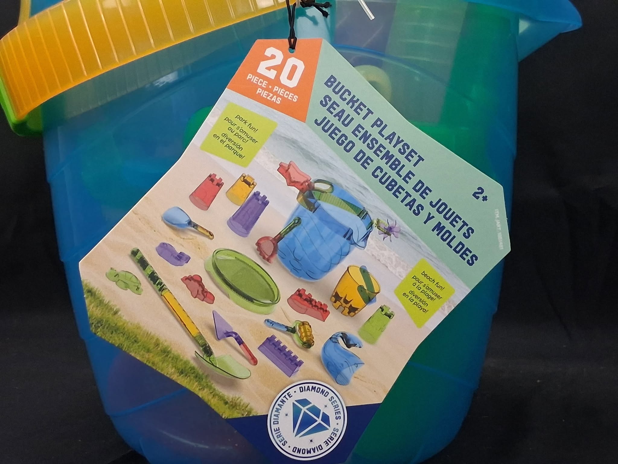 Diamond Series 20-Piece Bucket Playset