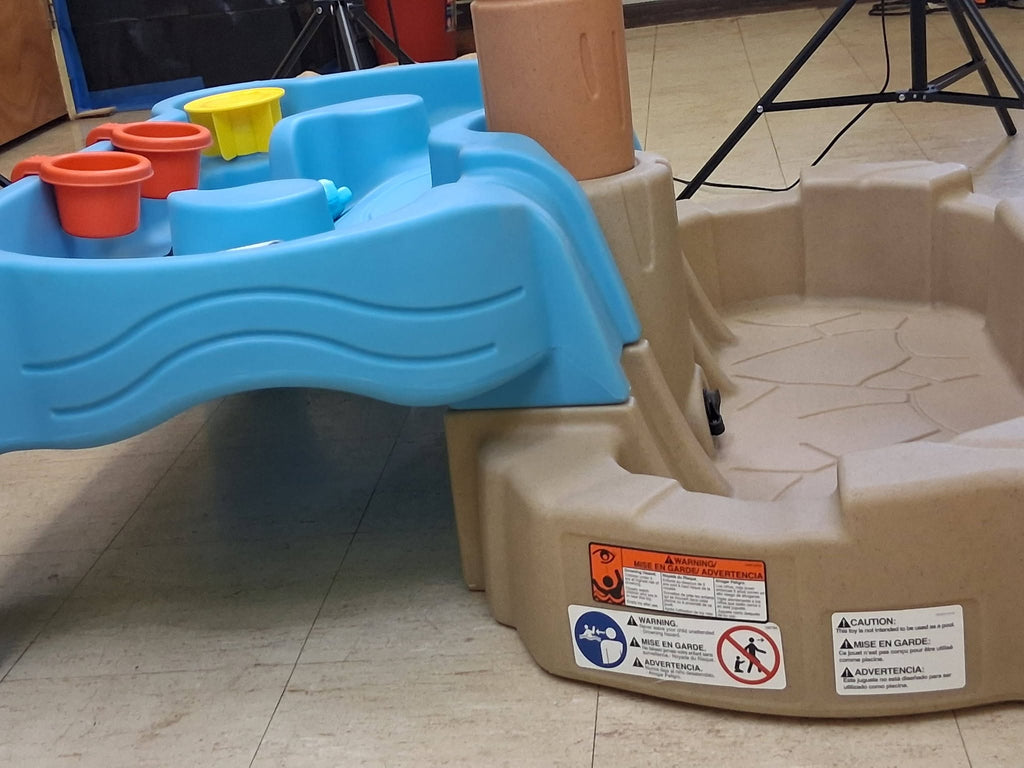 Step2 Tropical Splash Water Park – Open Box – Complete Set (12 Accessories)