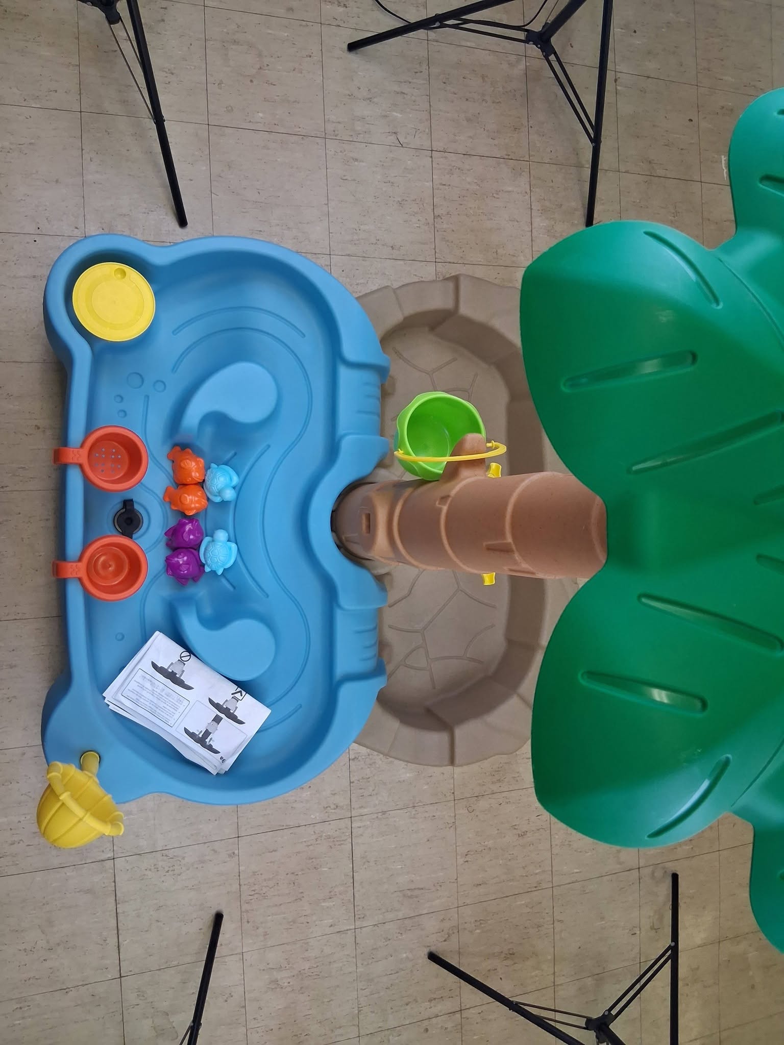 Step2 Tropical Splash Water Park – Open Box – Complete Set (12 Accessories)