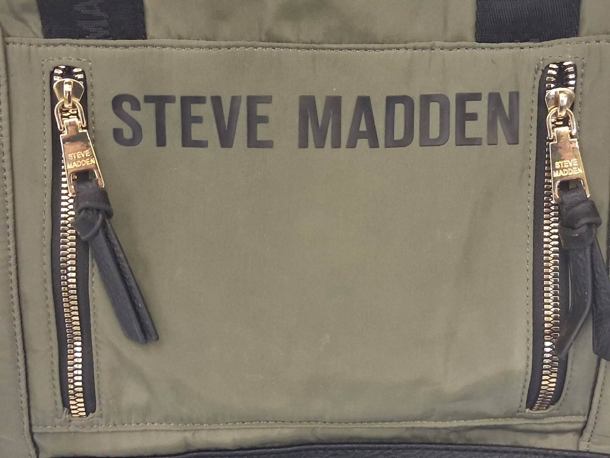 Steve Madden BTOUT Tote Bag – Olive Green / Black Trim / Gold Hardware