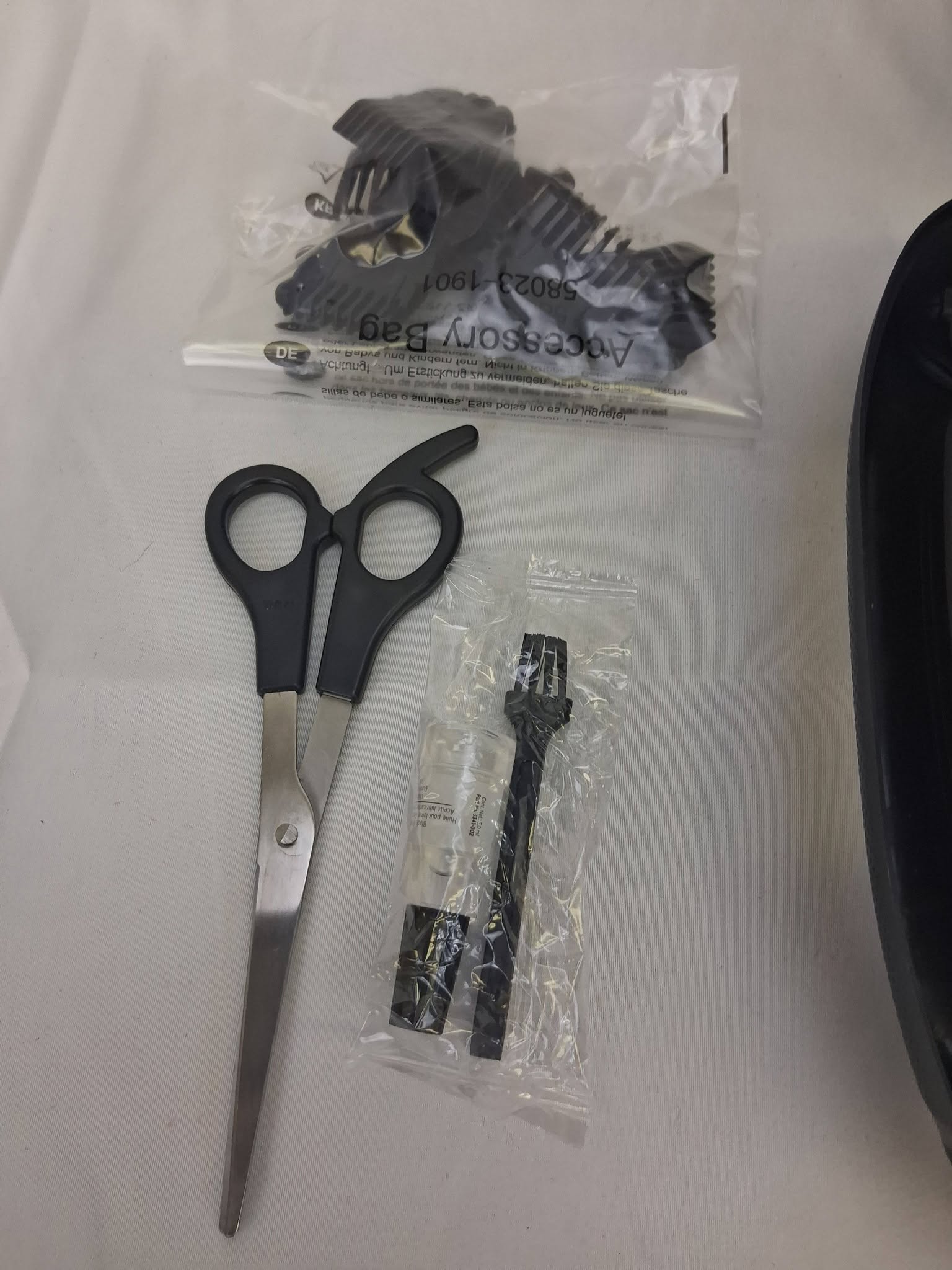 WAHL High Performance Complete Haircutting & Touch-Up Kit – All-In-One